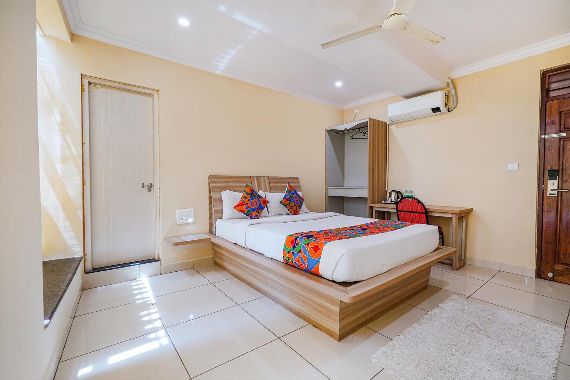 Fabhotel Bns Comforts Bangalore Eksteriør billede